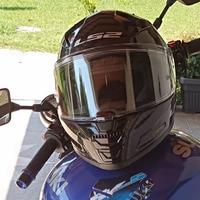 casco motociclista
