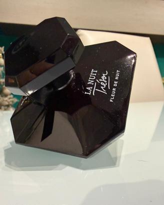 Profumo donna la nuit Tresor