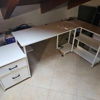 Scrivania angolare ODK a L 189,5×100×89 cm