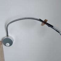 DUE APPLIQUE LAMPADE DA PARETE BRACCIO FLESSIBILE