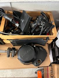 Ricambi proveniente da Monster 695