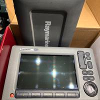 Plotter raymarine