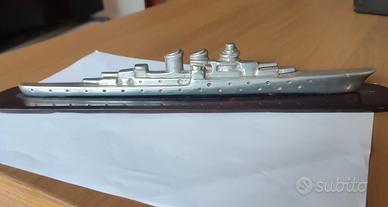 modellino in acciaio