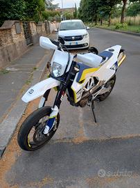 Husqvarna 701 Supermotard