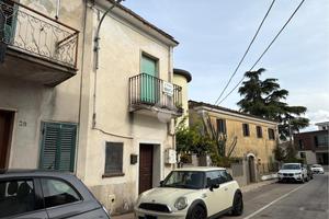3 LOCALI A POZZILLI