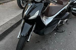 Beverly  300
