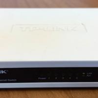 SWITCH TP-Link 5 Porte Ethernet 10/100 Mbps