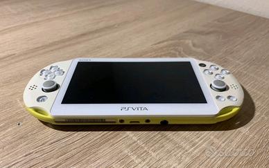 PS vita PlayStation Sony bianca lime cover e cavo 