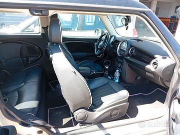 automobile Mini Cooper Club Man 