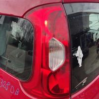 Fanale posteriore sinistro FIAT PANDA del 2014
