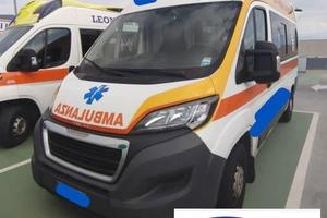 PEUGEOT BOXER AMBULANZA (3767)