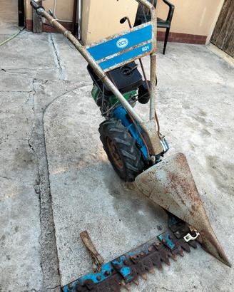 motofalciatrice a benzina BCS