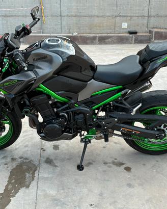 KAWASAKI Z 900