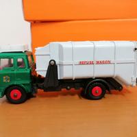 Dinky Toys Bedford no Politoys Mebetoys Corgi 