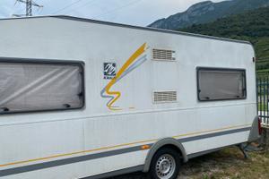 Roulotte knaus sudwind
