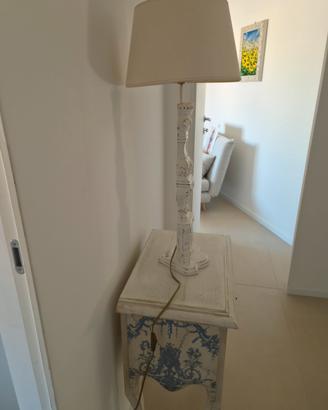 comodini e lampada