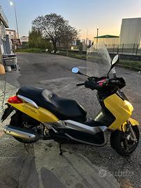 Xmax 250cc YAMAHA