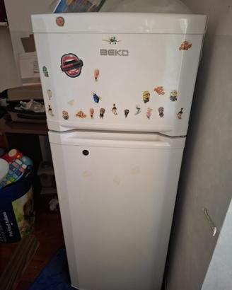 Frigorifero BEKO con congelatore