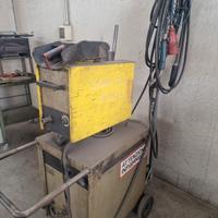 Saldatrice 380w con torcia e carrello incluso