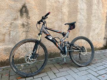 Mountain Bike Full Scott FX20