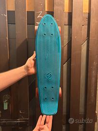 skateboard cruiser