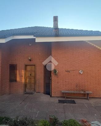 PORZIONE DI BIFAMILIARE A CASTAGNETO PO