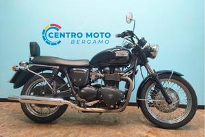 Triumph Bonneville 800: l'intramontabile scrambler