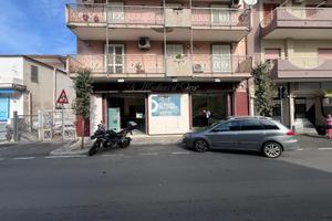 NEGOZIO A CASALNUOVO DI NAPOLI