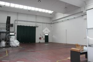 CAPANNONE A SETTIMO MILANESE