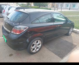 Opel astra Gtc
