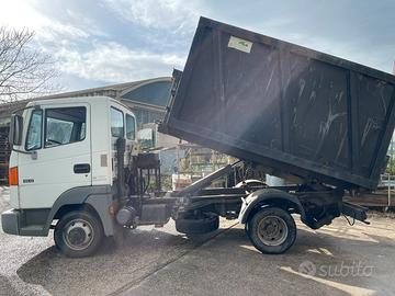 Scarrabile con rullo e 3 casse come nuovo