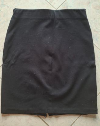 Minigonna a Tubino N-Staff Nera con Zip Centrale –