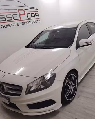 MERCEDES-BENZ A 200 Premium