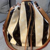 Louis Vuitton. Noe secchiello