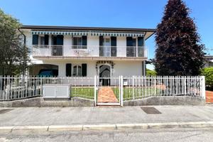 PORZIONE DI BIFAMILIARE A PONTE SAN NICOLÒ