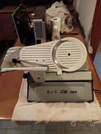 AFFETTATRICE ELETTRICA 