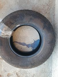 Pneumatici Continental  Pickup 