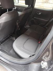 tagliandata revisionata.