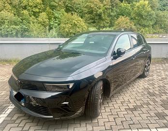 Opel Astra 5p Plug-in Hybrid 1.6 180cv Sport c.aut