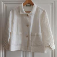 Elisabeth Ascot giacca corta lino bianco tasche