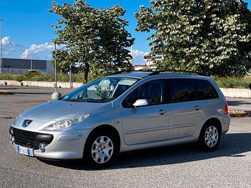 Peugeot 307 station wagon 1.4 benzina
