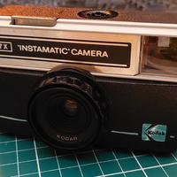 Macchina fotografica Kodak Instamatic 77X