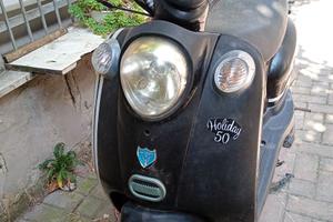 Scooter WDM Holiday 50