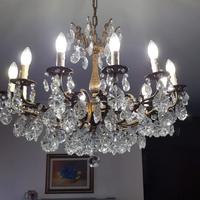 Lampadario a gocce di cristallo