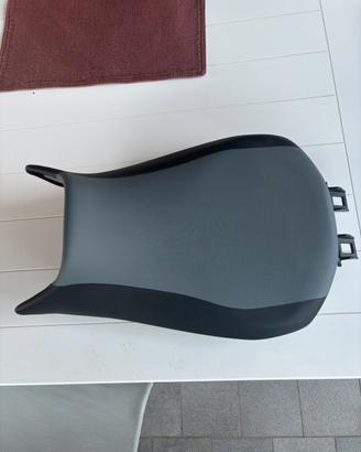 Sella Confort standard riscaldata per BMW R1300GS