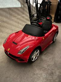 Ferrari F12 Rastar 6V macchina per bambini