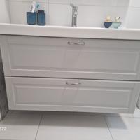 mobile sospeso bagno 100 cm ikea con specchio