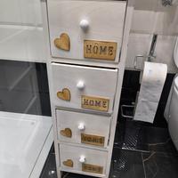 mobiletto da bagno