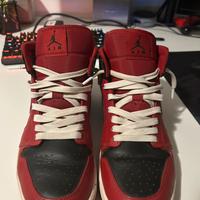 Jordan 1 Mid (42.5)
