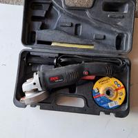 smerigliatrice angolare×dischi da 115 mm.